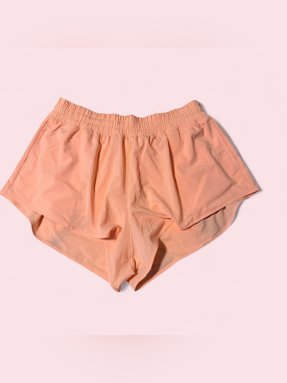Aerie Offline Women's Athletic Shorts in Light Peach with Elastic Waist